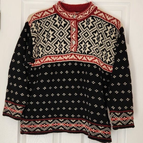 L.L. Bean Black White Red Snowflake Sweater Size S - Picture 1 of 6